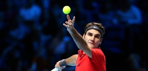 Roger Federer na Turnaji mistrů vyhrál i druhý duel ve dvou setech.