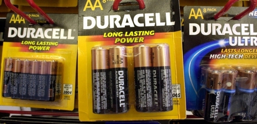 Investiční společnost Berkshire Hathaway převezme od Procter & Gamble divizi výroby baterií Duracell.