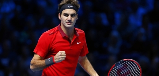 Roger Federer postoupil do semifinále turnaje.