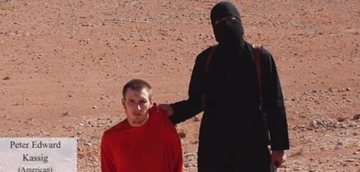 Islámský stát údajně usmrtil další rukojmí, Američana Petera Kassiga.