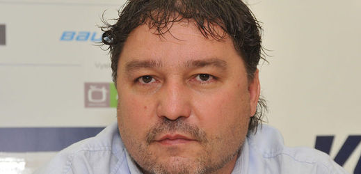 Generální manažer Litvínova Robert Kysela se omluvil vedení zlínských hokejistů.