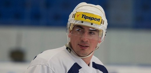 Hokejový obránce Tomáš Kaberle se po pár měsících vrací do kladenského dresu. 