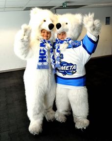 Dvojčata Nanuk a Kometa se stala maskoty brněnského hokejového týmu Kometa.