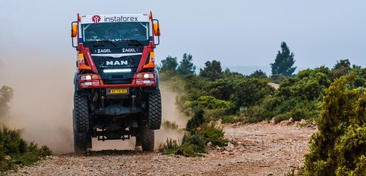 Aleš Loprais se vydá na Rallye Dakar nově v kamionu značky MAN.