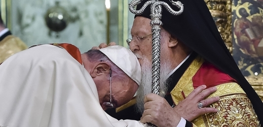 Papež František a patriarcha Bartoloměj I (snímek z 29. listopadu 2014).