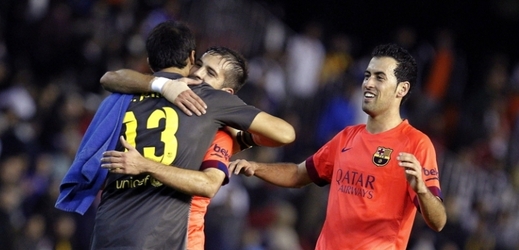 Barcelona vyhrála ve Valencii, o výsledek se strachovala do poslední minuty.