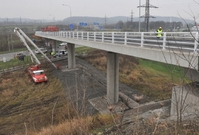 Zátěžové testy na poškozeném mostu v Ostravě - Přívoze.