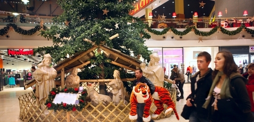 Více než polovina Čechů chce mít všechny obchody o vánocích otevřené (ilustrační foto).
