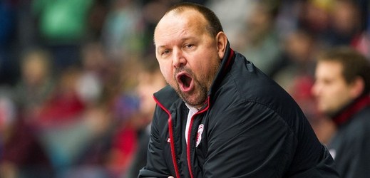 Hokejisty pražské Slavie i po sérii pěti porážek nadále povedou trenéři Ladislav Lubina (na snímku) a Josef Beránek. 