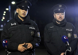 První náměstek policejního prezidenta Martin Vondrášek (vlevo) a ředitel policie Zlínského kraje Jaromír Tkadleček.