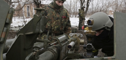 Vojáci ukrajinské armády v Doněcku.