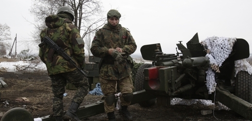 Ukrajinští vojáci nedaleko Doněcka.