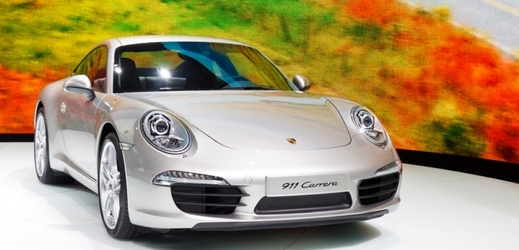 Firma změnila strategii, prodej vozidel značky Porsche stoupl o 15 procent.