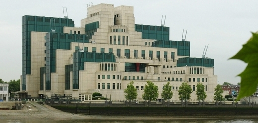Sídlo britské rozvědky MI6 v Londýně.