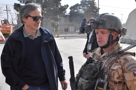 Ministr obrany Martin Stropnický na návštěvě v Afghánistánu.