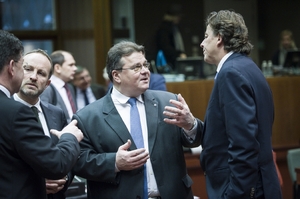 Ministři zahraničí EU diskutují v Bruselu tento týden o Ukrajině.