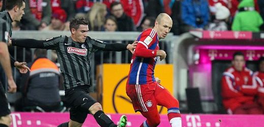 Bayern Mnichov porazil v 16. kole Freiburg 2:0.