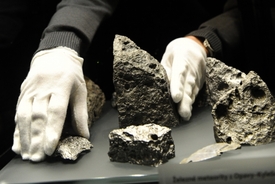 Členové astronomické expedice našli na Moravě jeden z menších meteoritů.