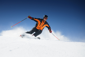 V Krkonoších lyžovaly tisíce lyžařů (ilustrační foto).