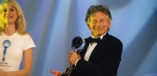 Režisér Roman Polanski žije přes třicet let v Evropě.