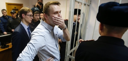 Navalnyj po vynesení rozsudků.