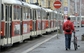 Ledovka zasáhla celou republiku a vyřadila v Praze tramvaje z provozu.