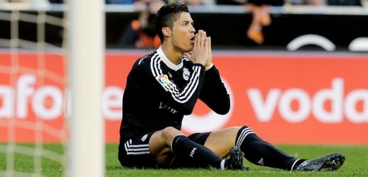 Zklamaný Cristiano Ronaldo, jeho gól na body nestačil.