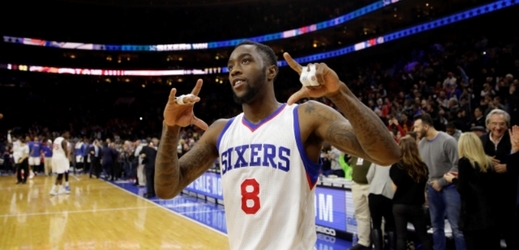 Basketbalisté Philadelphie poprvé v sezoně NBA uspěli ve své hale.