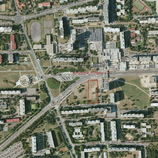 Záměr výstavby objektu radnice na tzv. radničním náměstí v blízkosti konečné stanice metra C Háje.