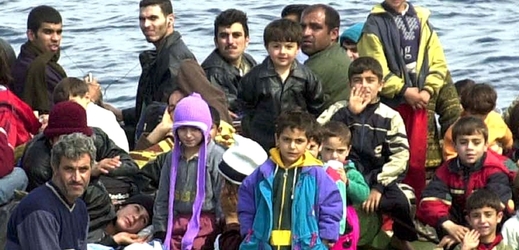 Podle italského ministerstva vnitra se v roce 2014 na italské pobřeží dostalo více než 170 tisíc ilegálních migrantů, což je v průměru 465 osob za den.