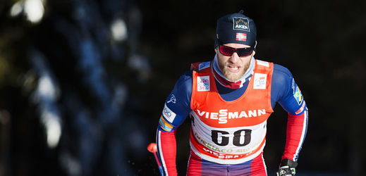 Nor Martin Johnsrud Sundby dokázal jako druhý běžec na lyžích obhájit vítězství v Tour de Ski.
