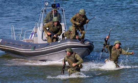 Výcvik ruské námořní pěchoty.