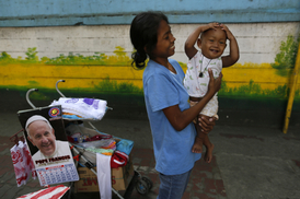 Filipínci netrpělivě očekávají příjezd papeže.