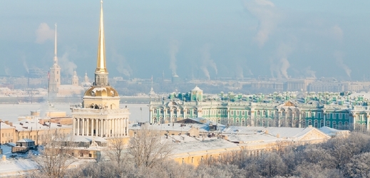 Petrohrad se letos se sněhem potýká více než obvykle (ilustrační foto).