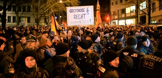 Demonstrace Pegidy, která se již dříve konala v Mnichově.