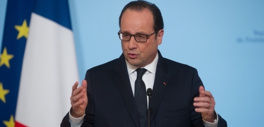 Francouzský prezident François Hollande příští týden kvůli oslavám osvobození koncentračního tábora v Osvětimi nepřijede.