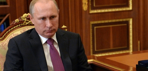 Ruský prezident Vladimir Putin je přesvědčený, že spory mezi západem a Ruskem se dají urovnat diplomatickou cestou.