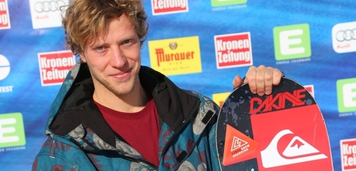 Snowboardista Jan Nečas.