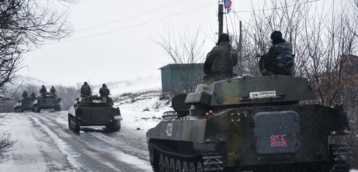 Proruští povstalci na východě Ukrajiny.