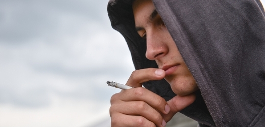 Britská vláda chce další omezení kuřáků (ilustrační foto).
