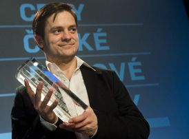 Jiří Mádl převzal cenu RWE za objev roku.