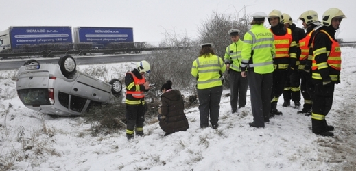 Dopravní nehoda z 27. ledna na silnici č. 635 nedaleko motorestu Zlatá Křepelka u Olomouce.