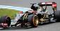 Další černý monopost na startovním poli. Za anglický tým Lotus budou opět závodit Francouz Romain Grosjean a Kolumbijec Pastor Maldonado. Foto: facebook.com/LotusF1Team