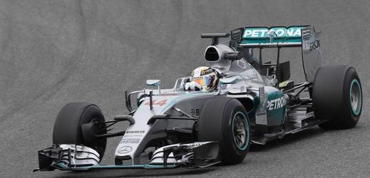 Lewis Hamilton dosud neprodloužil smlouvu se stájí Mercedes.