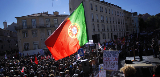 V Portugalsku se v minulých letech konalo proti úsporné politce mnoho demonstrací.