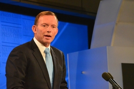Australský premiér Abbott je na výsledky vládní politiky pyšný.