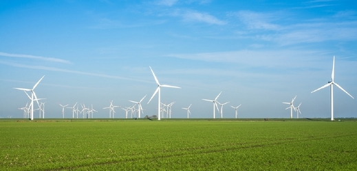 Německé větrné elektrárny produkují možná až příliš elektřiny (ilustrační foto).