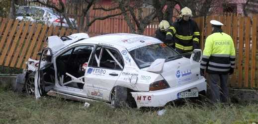 Závodní vůz 10. listopadu 2012 při RallyShow Uherský Brod u obce Lopeník na Slovácku zabil čtyři lidi včetně asi desetiletého dítěte. 