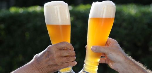 Vyšší riziko mrtvice může prý způsobit jakýkoliv alkohol, je tedy jedno, jestli pivo, víno či tvrdý alkohol.