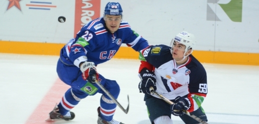 Momentka ze zápasu KHL mezi Slovanem a Petrohradem.